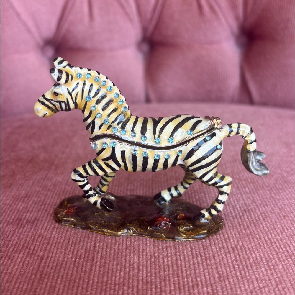 🦓 Jeweled Zebra Trinket Box | Rhinestone Enamel Hinged Animal Keepsake